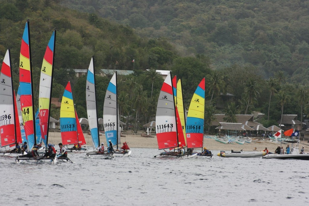 PHC 2010. Beach cats, beach start. © Philippine Inter-Island Sailing Foundation